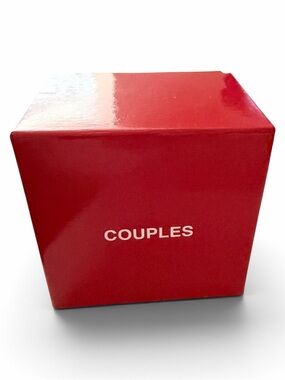 We're Not Really Strangers Couples Edition Card Game